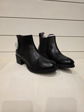 Women’s Black Leather Ankle Booties - Classic Block Heel